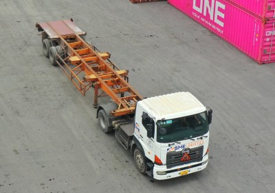 SME Logistics keep focus on vehicle and coordinator system investment as a core strategy.
